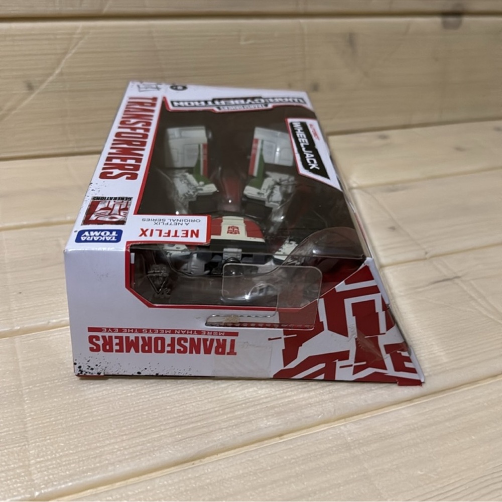 Transformers generation war for cybertron series deluxe wheel jack NWT - Picture 5 of 5